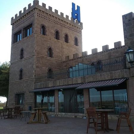 Hotel Vinedos Y Bodegas El Castillo Villarrobledo Buitenkant foto