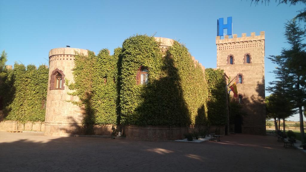 Hotel Vinedos Y Bodegas El Castillo Villarrobledo Buitenkant foto